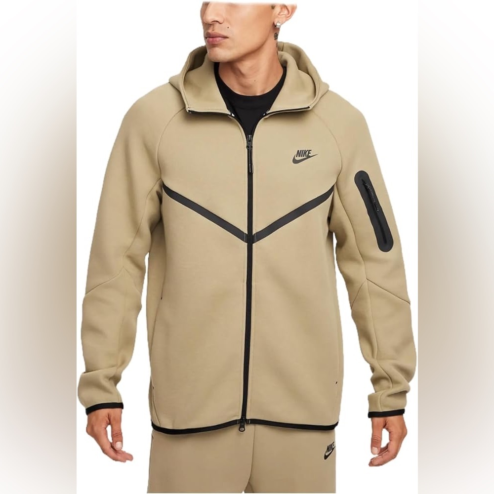 Nike Tech Fleece Full-Zip Windrunner Hoodie